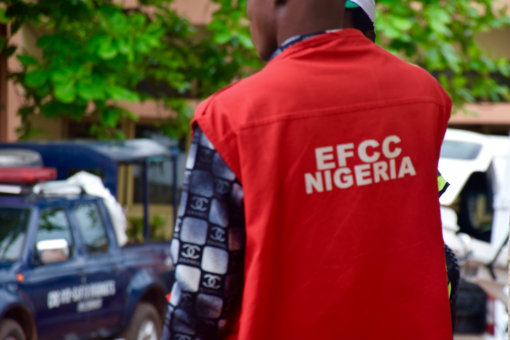 EFCC arrests Ibadan club owner for ‘internet fraud’ 