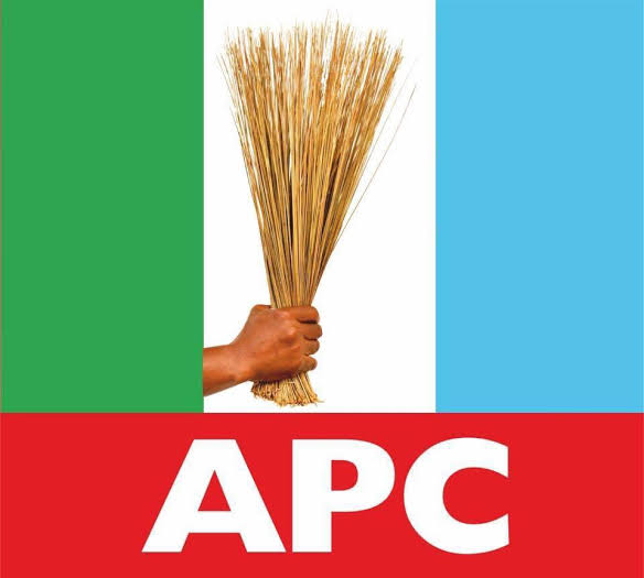 Breaking: Fresh crisis hits APC over presidential election funds