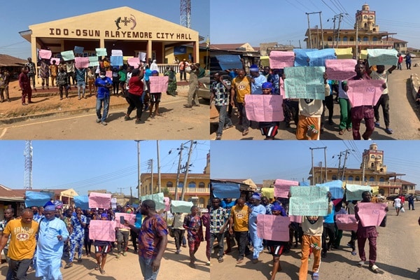 Osun community protests Adeleke’s decision to relocate Airport to Ede, stay away from Osun for foundation laying, community tells Keyamo